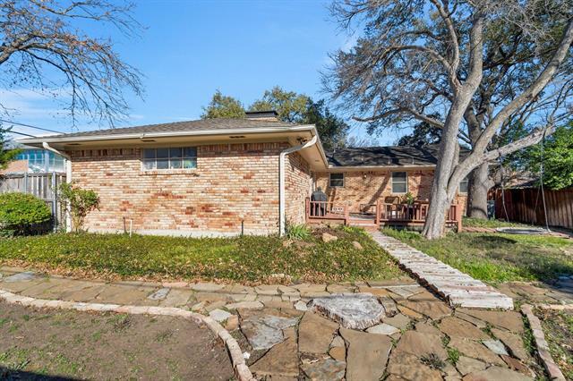 Building Photo - 1227 Cherrywood Dr