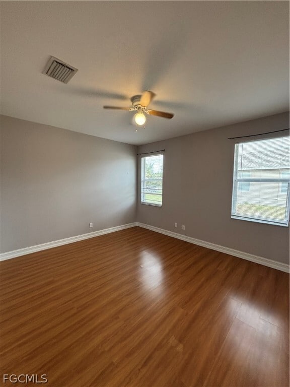 Building Photo - 2902 Colin Ave S