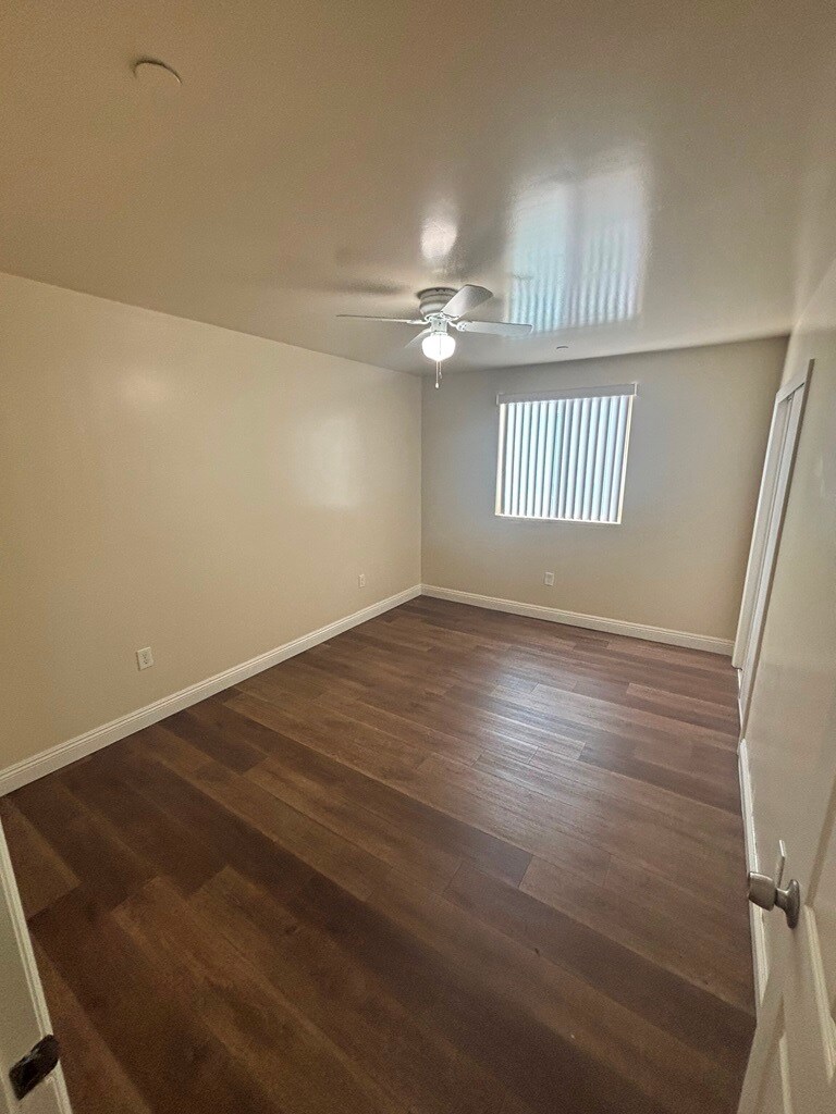 Building Photo - 9031 Avalon Blvd