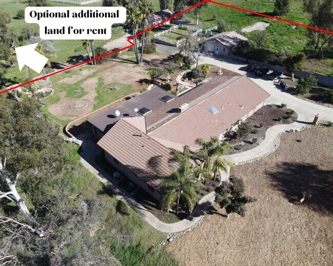 Building Photo - 18655 Oak Ridge Ln