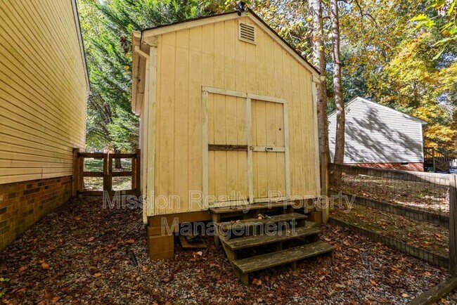 Building Photo - 11412 Bailey Mountain Trail