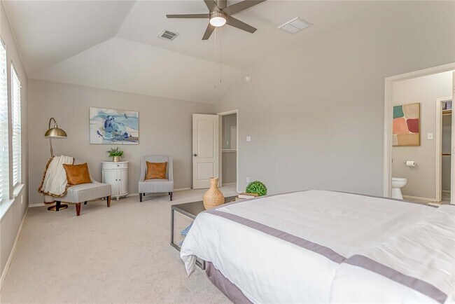 Building Photo - 30111 Luna Lakes Dr
