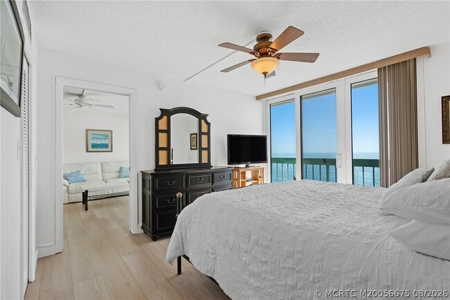 Building Photo - 9940 S Ocean Dr