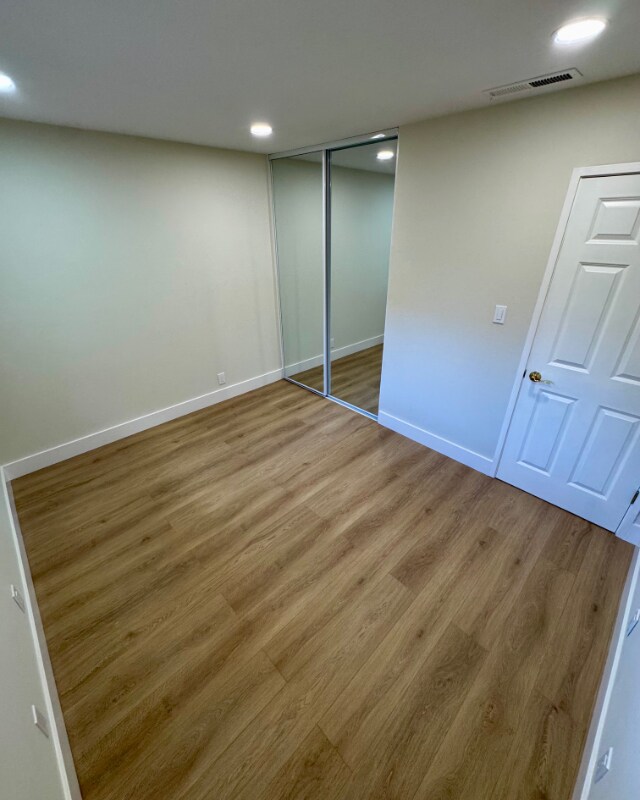 Building Photo - 1543 Willowbrook Dr