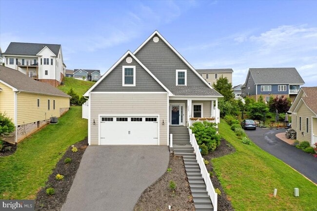 Building Photo - 115 Beauregard Dr