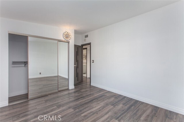 Building Photo - 9502 Laurel Canyon Blvd