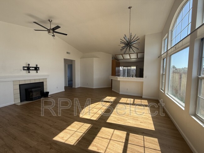 Building Photo - 9108 Bristol Plaza Way