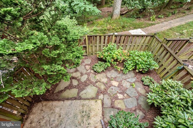 Building Photo - 11545 Hearthstone Ct
