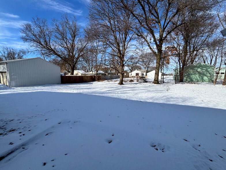 Building Photo - 3817 Miller Rd