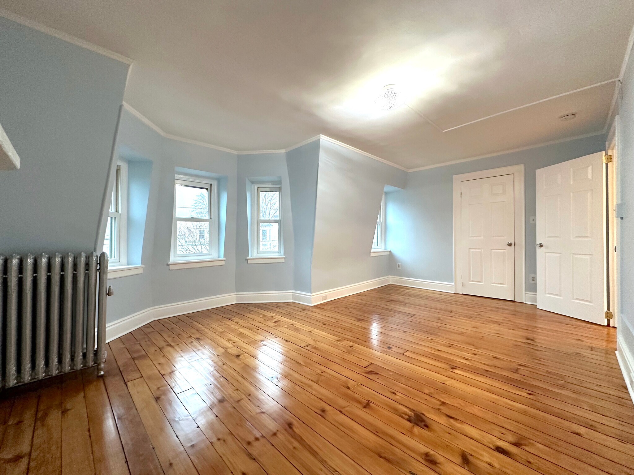 Building Photo - 152 Grand St