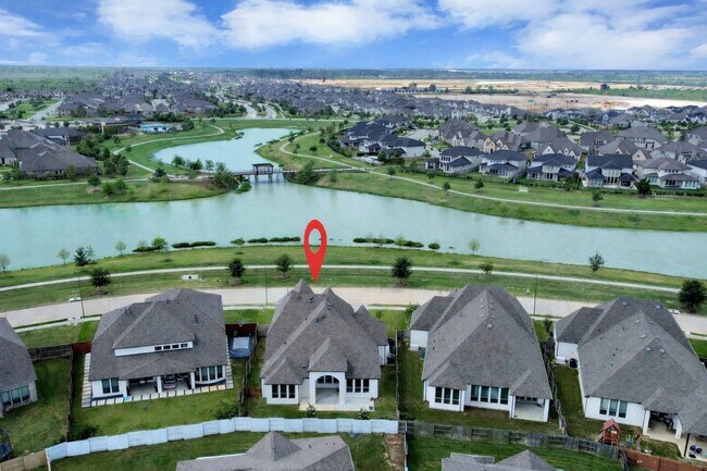 Building Photo - 7410 Blue Finch Ln