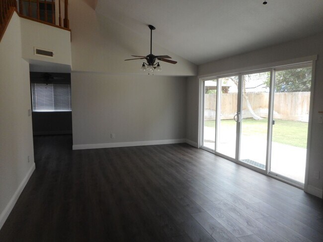 Building Photo - 4098 W. San Jose