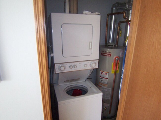 Building Photo - 4510 Twain Cir