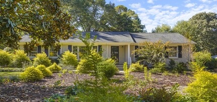 Building Photo - 5018 Beckford Dr