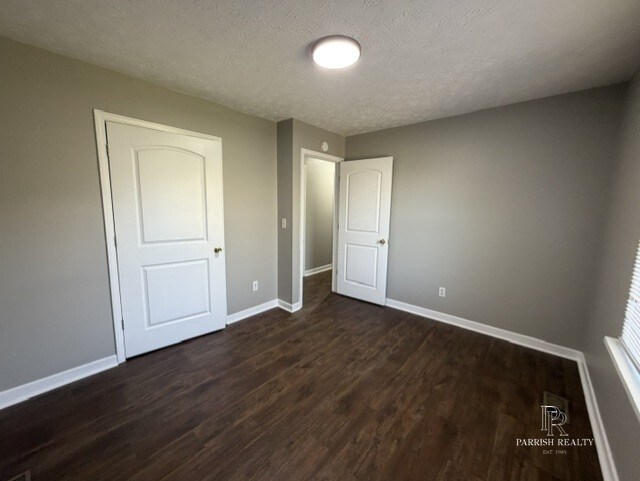 Building Photo - 510 Park Ln