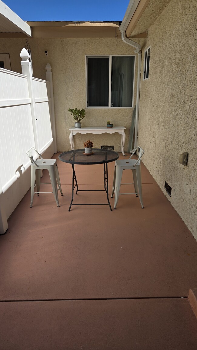 Private patio - 6619 Daryn Dr