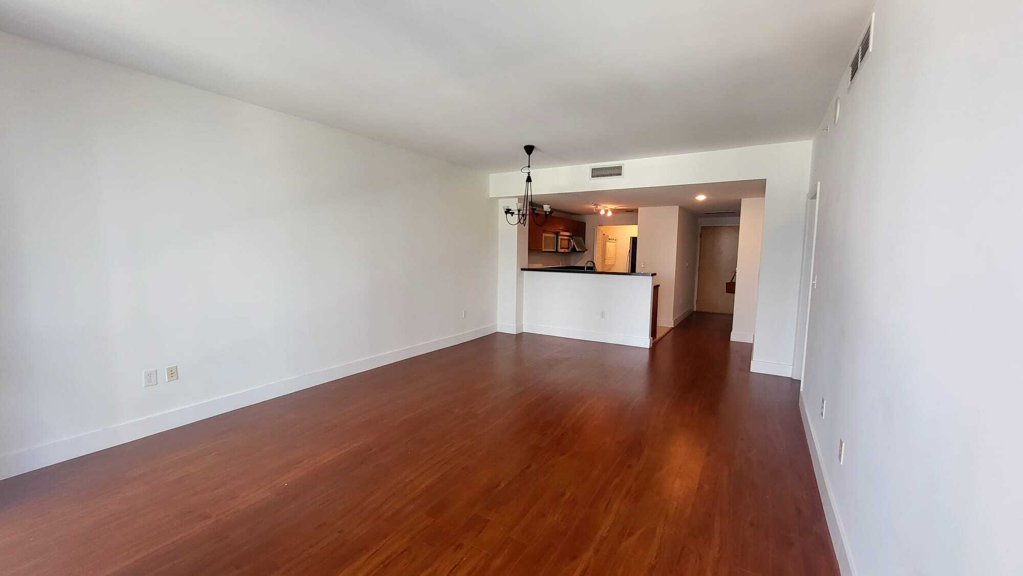 Building Photo - 253 NE 2nd St