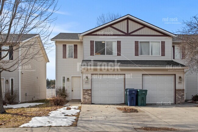 Building Photo - 4935 N Jasmine Ln