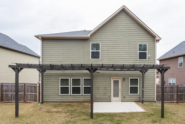 Building Photo - 229 Klinetop Dr
