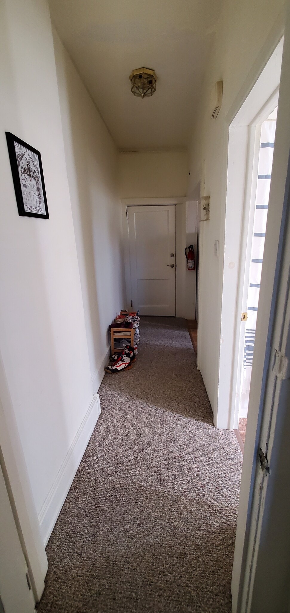 Hallway - 531 W Union Blvd