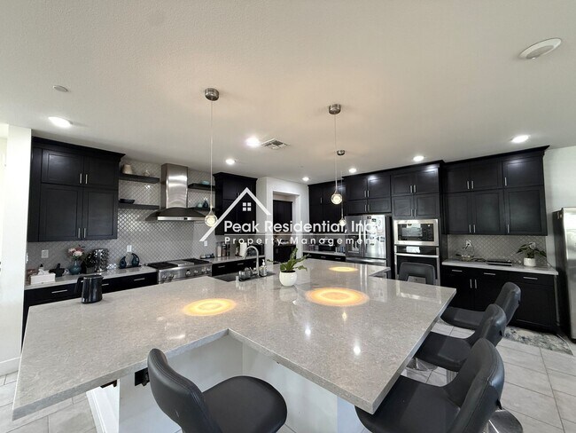 Building Photo - 3535 Heron Ct