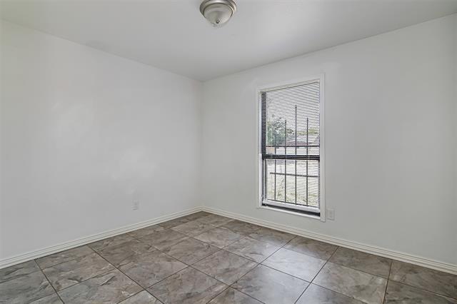 Building Photo - 3405 Spring Meadows Dr