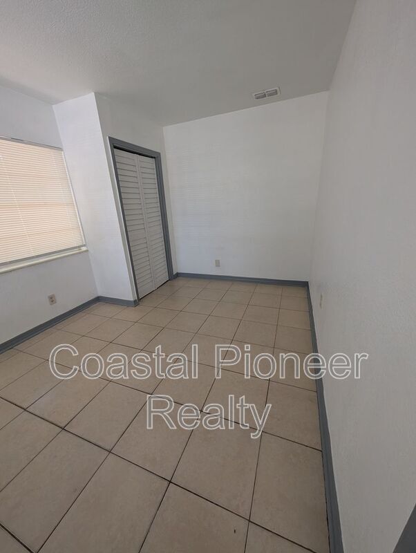 Building Photo - 3721 N Whittier St