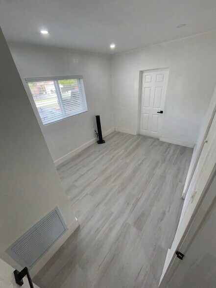 Building Photo - 11771 SW 190th St