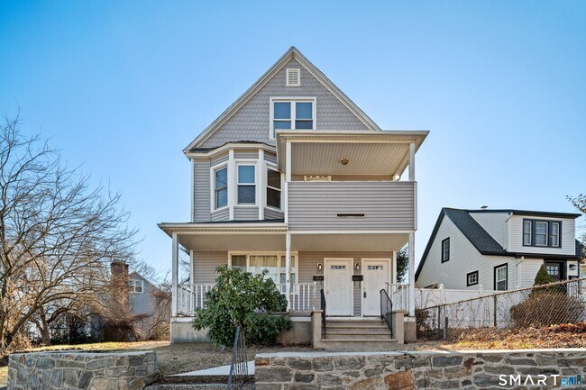 Building Photo - 275 Jennings Rd