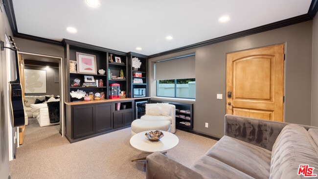 Building Photo - 6110 Merritt Dr