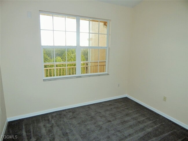 Building Photo - 1113 Van Loon Commons Cir