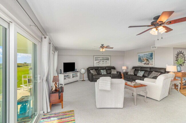 Building Photo - Welcome to Your Beachfront Escape at Beach Winds, Cocoa Beach!