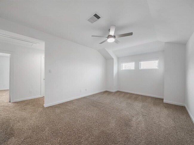 Building Photo - 14206 Wonder Lake Ln