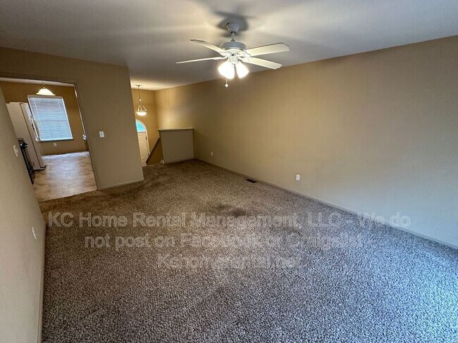 Building Photo - 8710 N Cleveland Ave