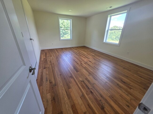 Building Photo - 2721 Conowingo Rd