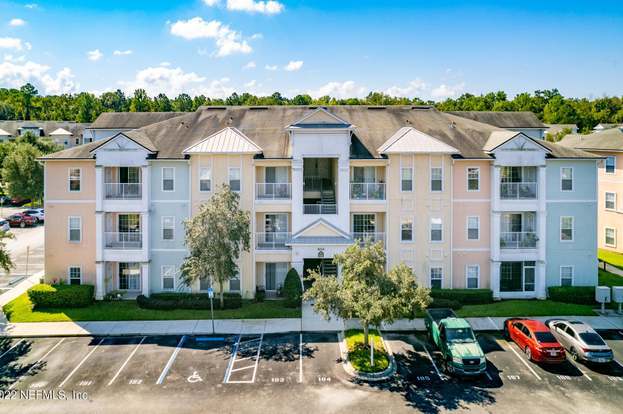 Building Photo - 8226 Green Parrot Rd