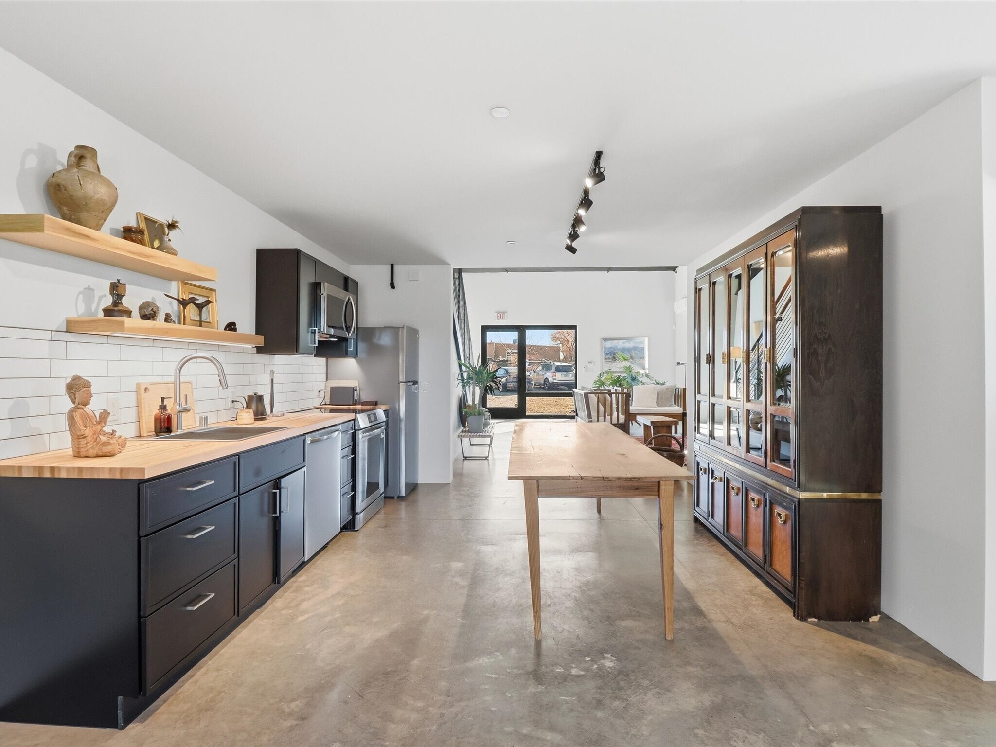 Building Photo - 1728 Camino Carlos Rey