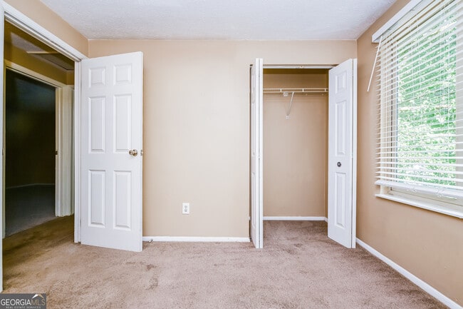 Building Photo - 5300 Tasman Trail