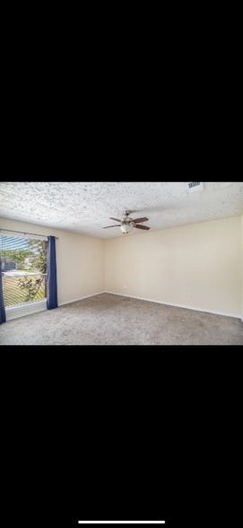 Building Photo - 322 Anchor Way