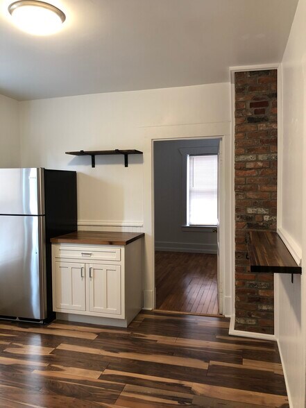 Building Photo - 31 Fargo Ave