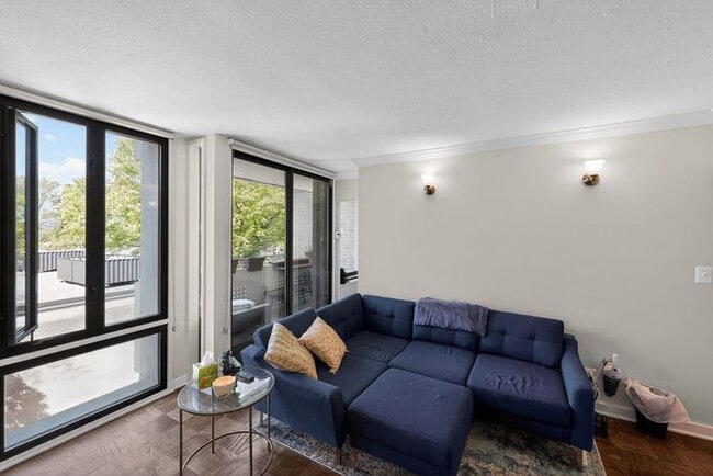 Building Photo - 429 N St SW