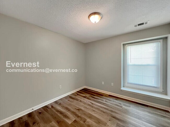 Building Photo - 4304 Ash Creek Cove