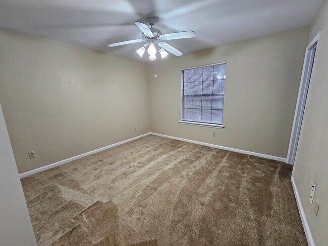 Building Photo - 8224 Hunters Ridge Trail