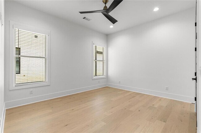 Building Photo - 4427 S 88th St