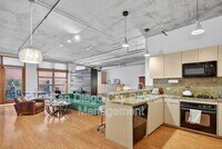 Building Photo - 877 Island Ave