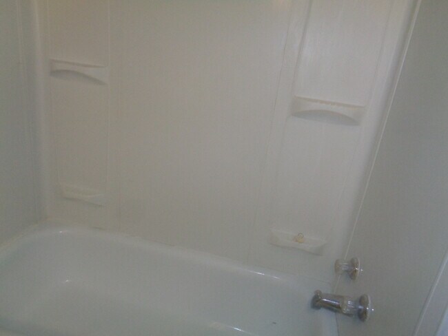 BATHROOM 2 - 886 Storer Ave