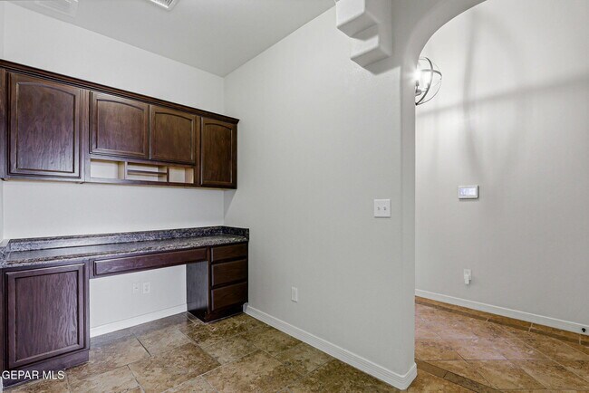 Building Photo - 14223 Craggy Rock Ave