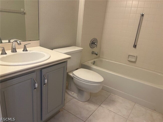 Building Photo - 7430 Lake Breeze Dr