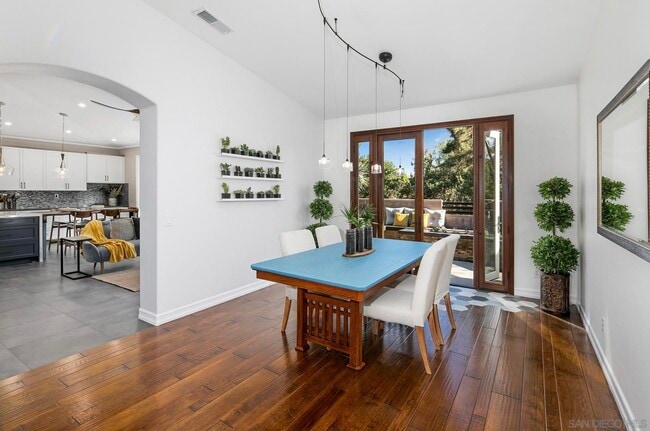 Building Photo - 11357 Woodcraft Way