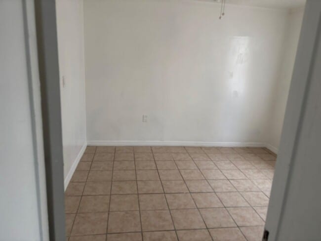 Building Photo - 4406 Plum St